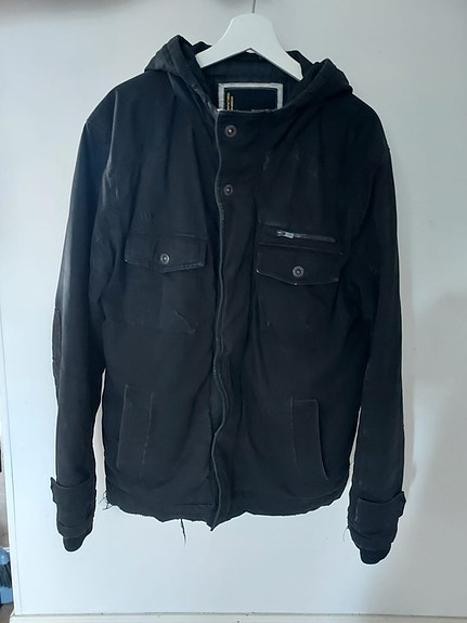 Miesten Jack and Jones talvitakki, XL koko
