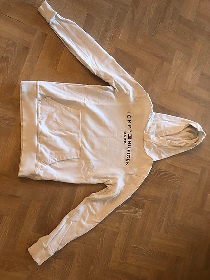 Hilfiger-huppari