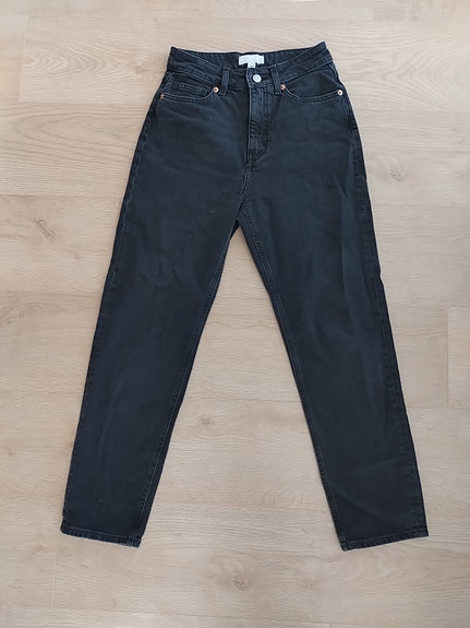 H&M mustat kivipestyt farkut koko 34