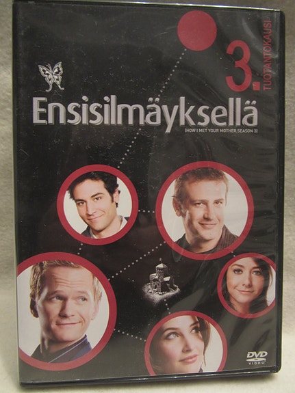 Ensisilmäyksellä kausi 3 dvd