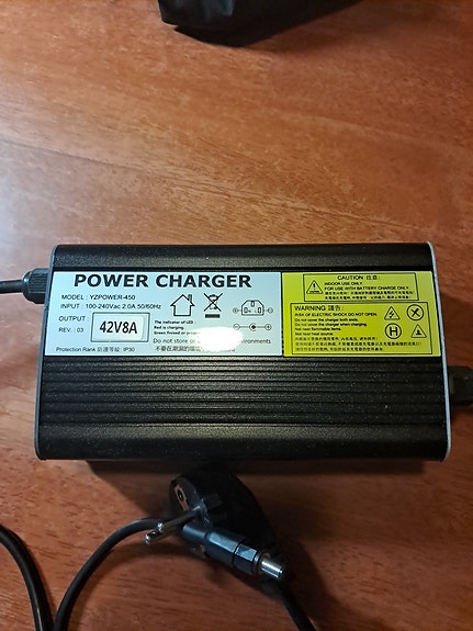 Product image 1 of 2