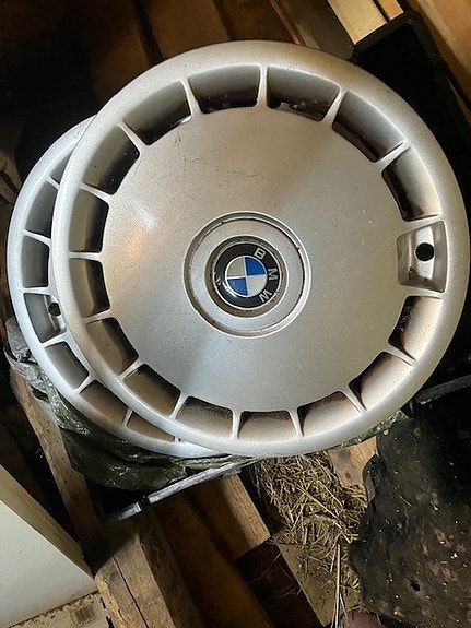 BMW 15" kapselisarja 4kpl