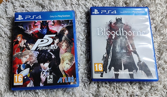 Bloodborne ja Persona 5   ps4