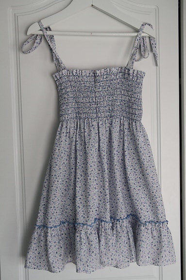 vintage mekko 80-luvulta kokoa 110 cm