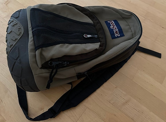 Jansport kumipohjareppu