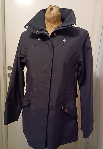Product image 1 of 8