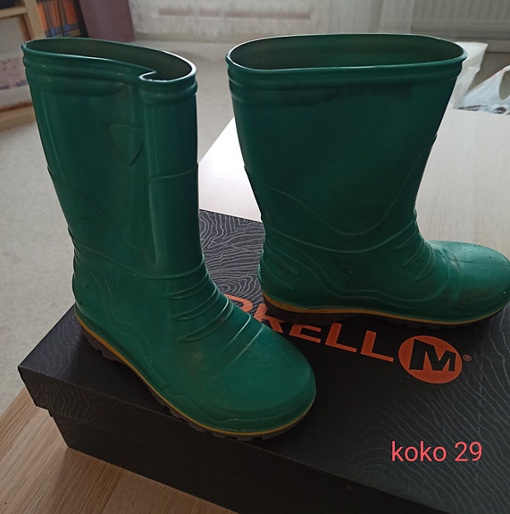 kumisaappaat, koko 29