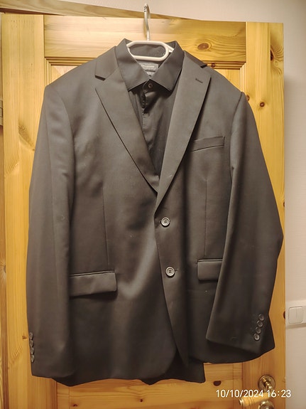 Product image 1 of 9