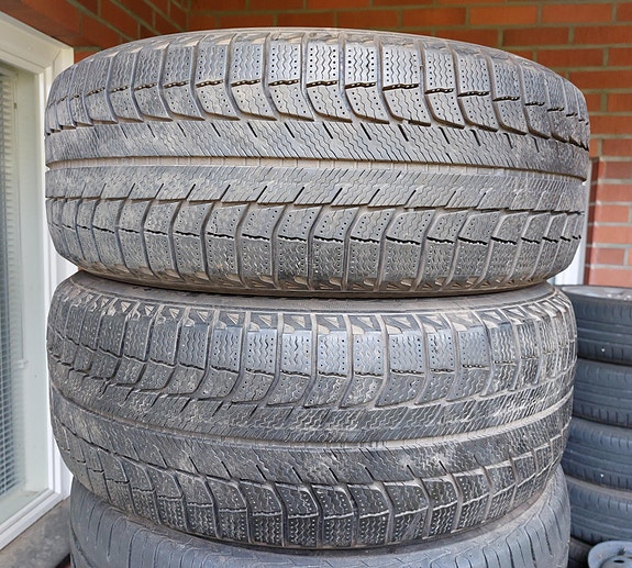 Kitkarenkaat 225/55R17 Michelin X-Ice