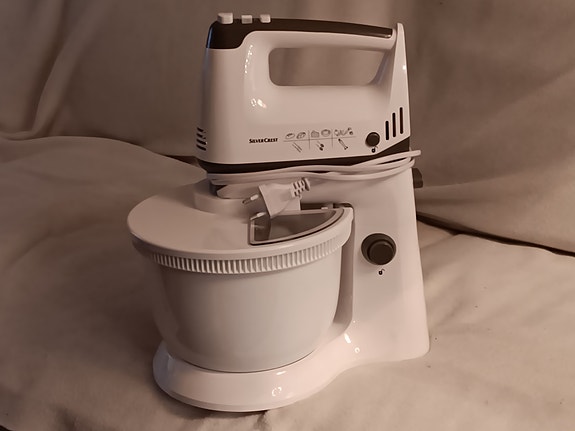 Product image 1 of 4