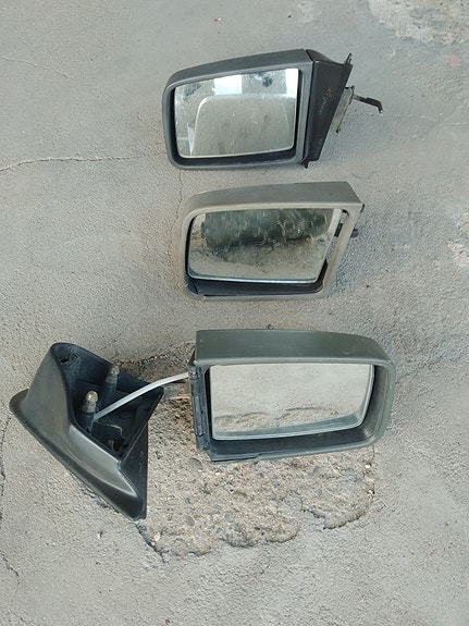 Opel Kadett E peilit