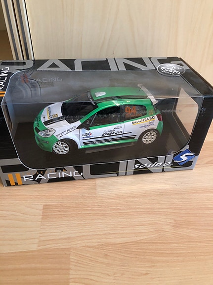 Ralliauto 1:18