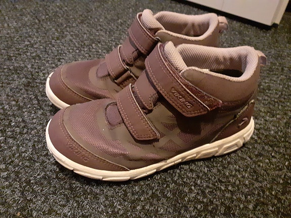 Viking goretex välikausikengät koko 34