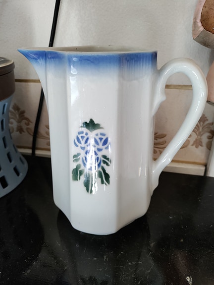 Product image 1 of 4