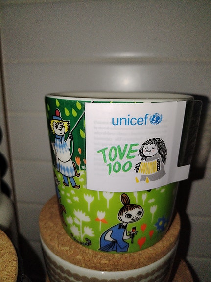 Arabia Muumimuki Tove 100 (tarrallinen)