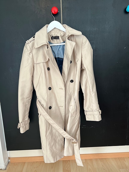 Zara trenssi takki