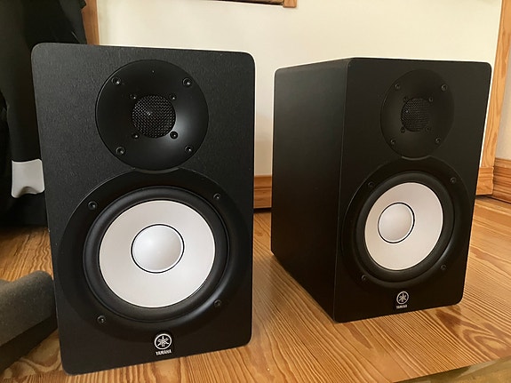 Product image 1 of 2