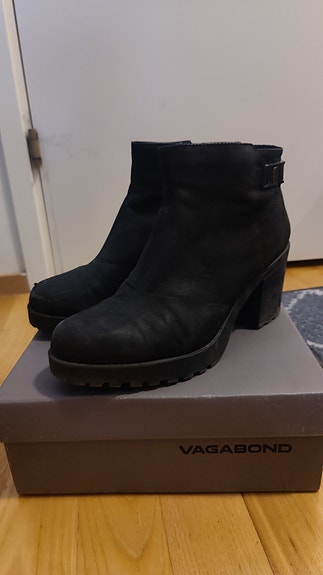 Vagabond Grace nilkkurit koko 40