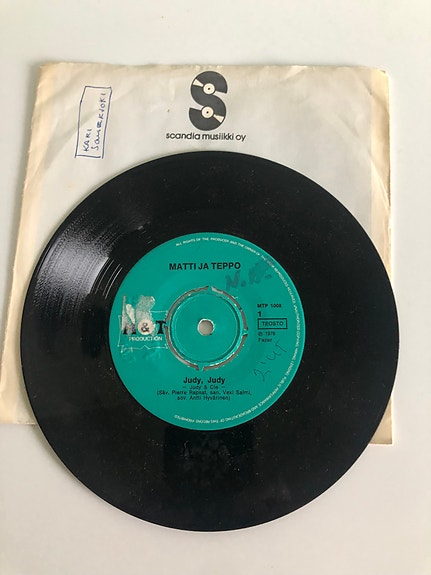 Matti ja Teppo Judy, Judy, Säästä suukkosi vain 1976
