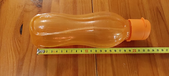 Tupperware juomapullo