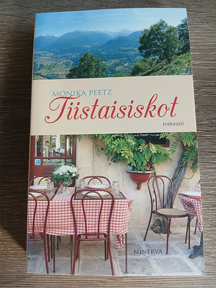 10 kirjaa 15€ (sis.toim.)