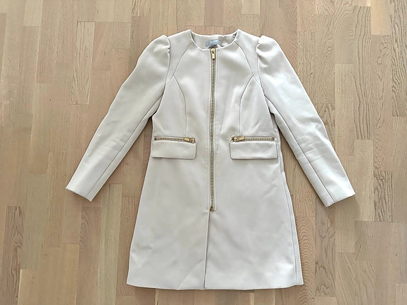 H&M vaalea laadukas pidempi takki kult.ykskohd koko 34
