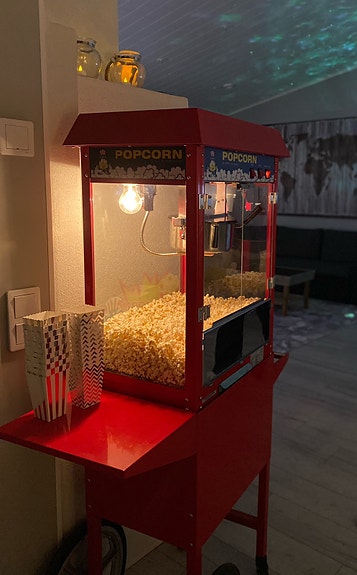 Popcorn-kone vaunulla / VUOKRATAAN