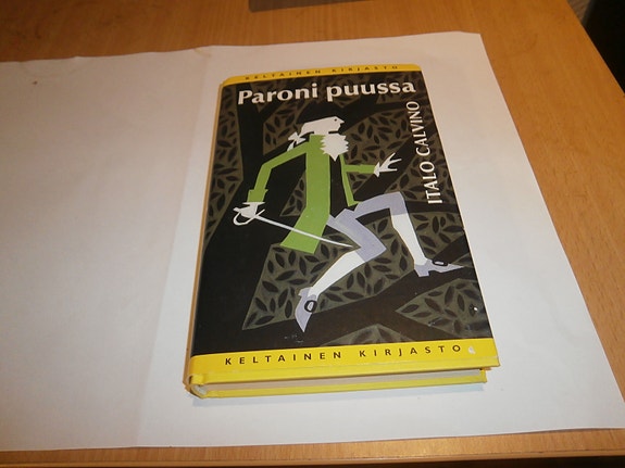 Italo Calvino- Paroni Puussa. Tammen keltainen kirjasto