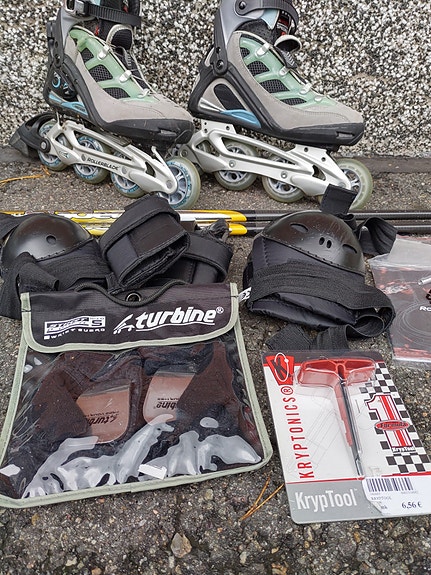 Rollerbladen rullaluistimet, Exel-sauvat ja suojat ym.