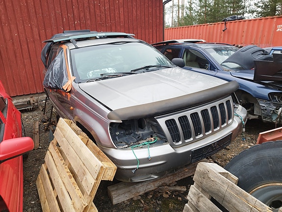 Jeep grand cherokee osina