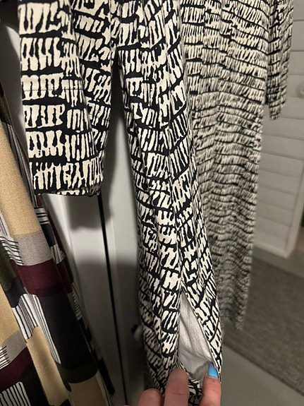 Product image 2 of 12
