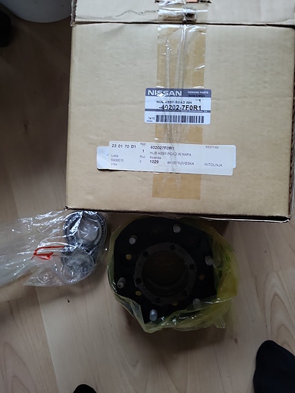 Nissan Terrano lI R20 pyörännapa