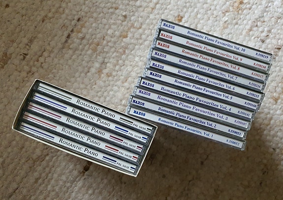 Romantic Piano Favourites / Naxos