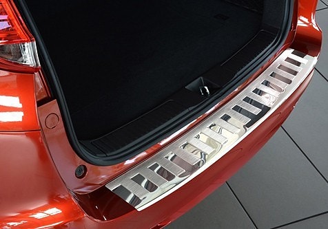Takapuskurin kolhusuoja Honda Civic Tourer 2013-