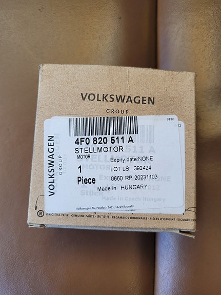 Audi A6 4F/C6 tuloilmaventtiilin läppämoottori 4F0820511A