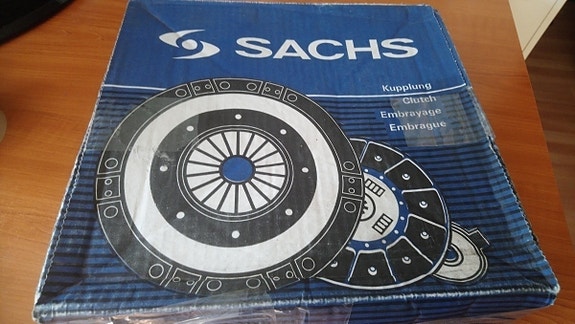 Renault, Volvo Sachs kytkinpaketti 3000 154 001