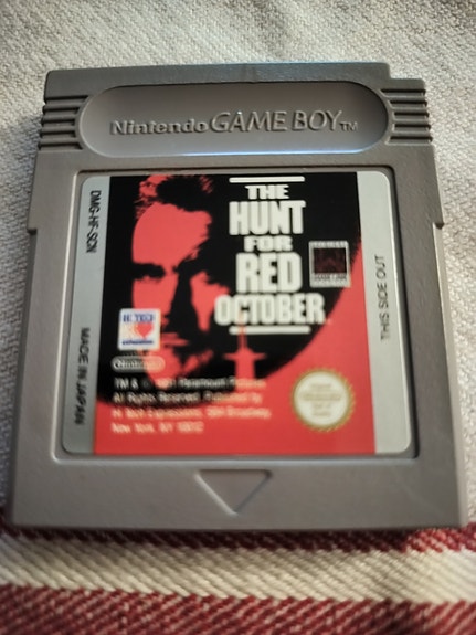 Nintendo Gameboy: The hunt for red october