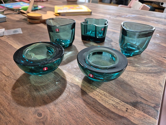 Iittala-tuikkuja: Tris, ballo, aalto
