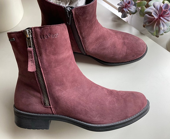 UUDET Legero goretex nilkkurit 37/38