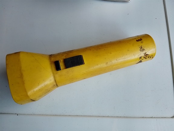 DDR Itäsaksalainen Artas-taskulamppu