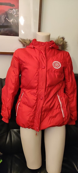 Punainen Reima tyttöjen talvitakki koko 158 cm