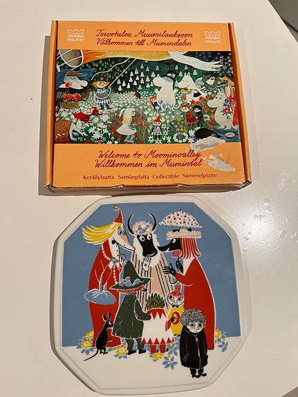 Keräilylaatta ”Kuka lohduttaisi Nyytiä?” | Tori