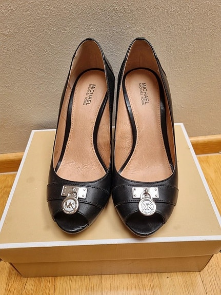 Michael Kors Hamilton wedge leather 37 / 7M