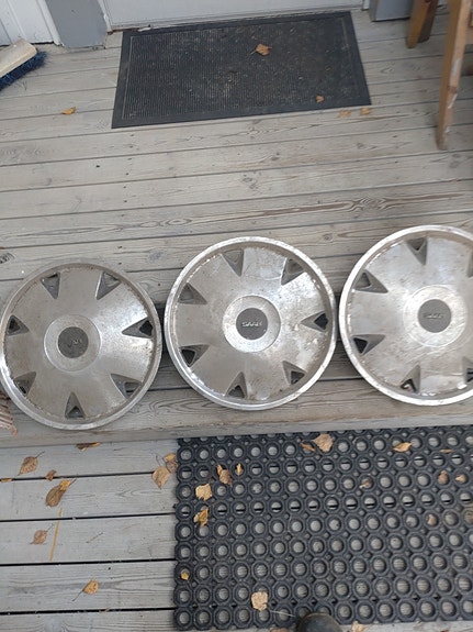 Product image 1 of 3