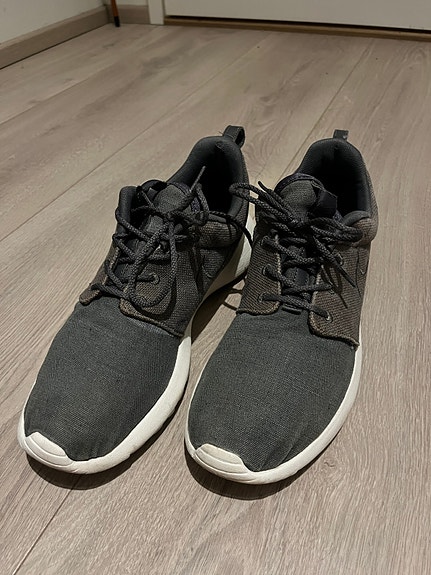 Nike kengät. Koko 43
