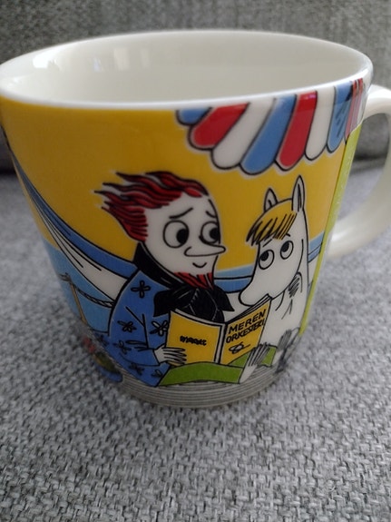 Niiskuneiti ja runoilija