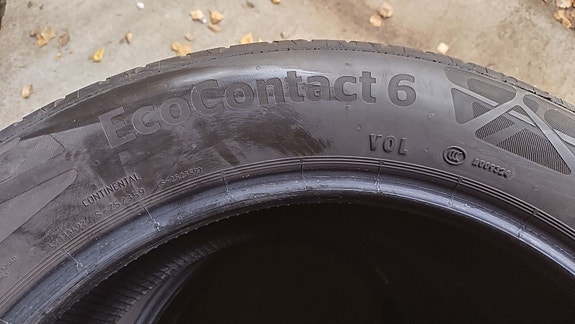 Product image 1 of 7