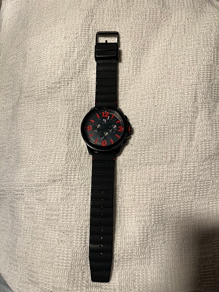 Tommy Hilfiger rannekello, musta