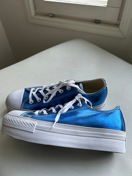 Converse tennarit, uudet. Koko 40.