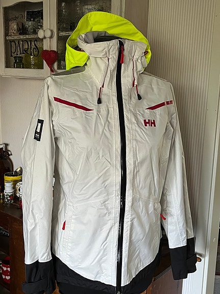 Helly Hansen. M